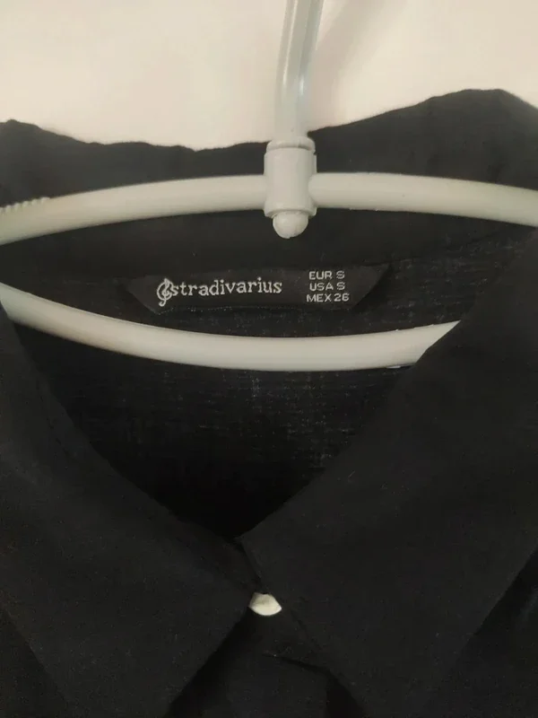 Stradivarius Camisa blusa preta floral tamanho P – photo 5
